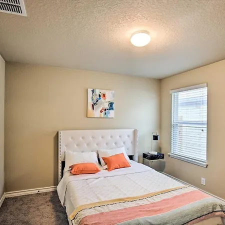 San Antonio Retreat With Yard And Grill Near Downtown! Villa